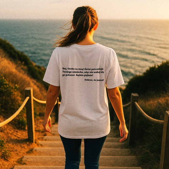 Koszulka oversize Dobrze, że jesteś! pozytywny T-shirt z przesłaniem nosdobro