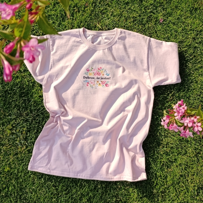 Koszulka oversize Dobrze, że jesteś! z kwiatowym motywem Unisex pozytywny T-shirt z przesłaniem