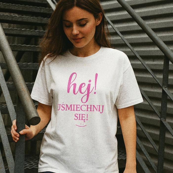 Koszulka z przesłaniem motywacyjna oversize Hej uśmiechnij się :) nosdobro